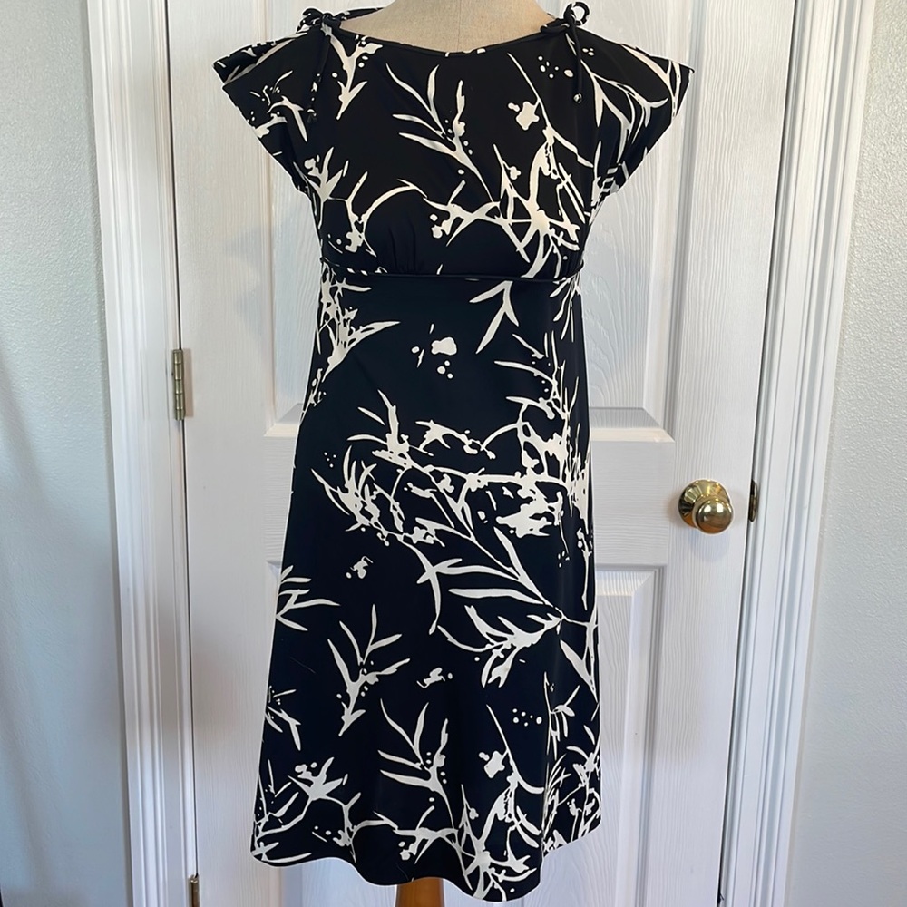 Shawn originals dress Vintage 1970s mod tree black white womens size A  36 small